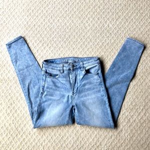 American Eagle Super High-rise Jegging